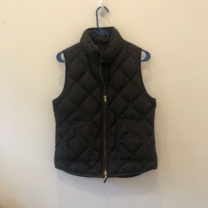 Jcrew black quilted puffer vest